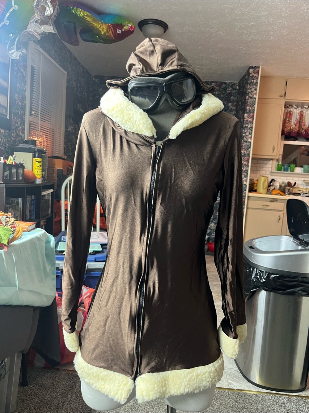 Secret Wishes Ace Pilot Hooded Dress Costume Juniors XS Brown/White Halloween